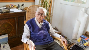 Der Schaukelstuhl täuscht: Arnold B. Stampfli hat sich bis heute nie wirklich zur Ruhe gesetzt.