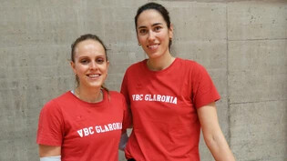 Starkes Duo: Tina Lenzinger (links) und Ivana Bulajic haben im dritten Spiel gegen Luzern gross aufgespielt und fordern nun mit ihrem Team Franches-Montagnes.