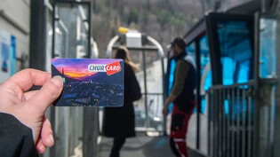 Einheimischentarif: Mit der Chur Card, erhalten Churerinnen und Churer unter anderem Rabatte im Ski- und Wandergebiet Brambrüesch. 