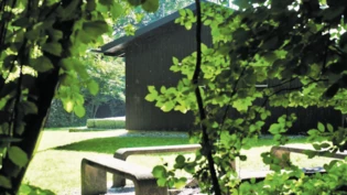 Hier fand das Neonazi-Treffen schliesslich statt: Nachdem die St. Galler Kantonspolizei den Neonazis auf die Schliche kam, führten sie dieses statt in Kaltbrunn in diesem Rütner Pfadiheim durch. 