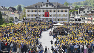 Das Wort ist auch für sie frei: Der Kanton Glarus ist immer noch der einzige Kanton der Schweiz, in dem man schon ab 16 Jahren das Stimm- und Wahlrecht erhält.