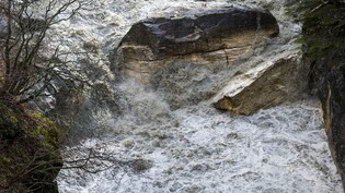 An zwei Flüssen im Bergell werden bauliche Massnahmen ergriffen. Hier zu sehen ist ein Symbolbild.