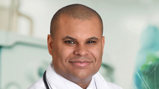 Neues Gesicht am Kantonsspital: Bassey Enodien ist der neue Leitende Arzt der Chirurgie.