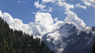 SCHWEIZ DREIER SEILSCHAFT AM PIZ BERNINA TOEDLICH VERUNGLUECKT
