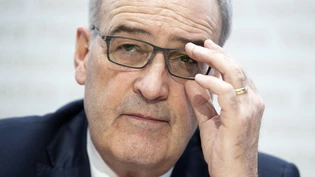 SCHWEIZ SESSION BUNDESPRAESIDENT