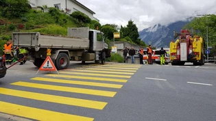 Die Unfallstelle bei der Postautohaltestelle St. Antönierrank.