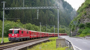 Dass die RhB bei Fideris durch das enge Tal verkehrt, ist ein Bild, das bald der Vergangenheit angehören soll.