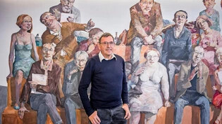 Kulturminister: Martin Jäger posiert vor dem Wandgemälde von Robert Indermaur an seinem Amtssitz.Bild Yanik Bürkli