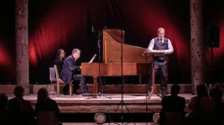 Jan Schultsz begleitet am Hammerflügel von 1842 in der zum stimmungsvollen Konzertsaal umfunktionierten Reithalle von St. Moritz den deutschen Tenor Daniel Behle.