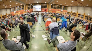 Pilotbetrieb: Die Gemeindeversammlung von Glarus war am 2. Oktober die erste - und bisher einzige - Versammlung, die seit Pandemie-Beginn mit einem Schutzkonzept durchgeführt wurde.