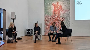 (v.l.): Cornelia Deragisch (Gemeindearchitektin), Ludmila Seifert (Heimatschutz) sowie Jürg Grassl und Madlaina Sutter (Forum Bau+Kultur) beim gemeinsamen Podium.