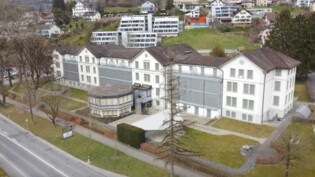 Objekt der Begierde: Nicht nur die Gemeinde Uznach will das ehemalige Pflegezentrum Linthgebiet kaufen. 
