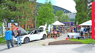 Auf dem Bubenbrunnenplatz konnte man sich auf vielfältige Weise mit Umweltthemen auseinandersetzen. 