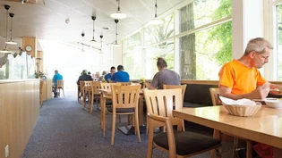 Für alle zugänglich: Restaurants – wie hier das Restaurant Park in Thusis – müssen vorerst keine Covid-Zertifikatspflicht einführen. 