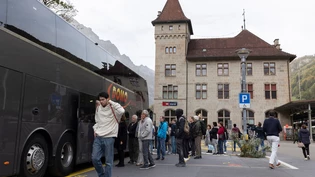 Wohin fährt der Bus? Die Passagiere beklagen sich über die ungenügende Beschriftung der Bahnersatzbusse.