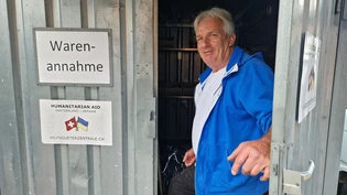 Sammlung für die Ukraine: Bei der Gipserhütte in Ennenda hat Hansjürg Hess einen offenen Container für Hilfsgüter eingerichtet.