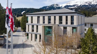 Hier laufen die Fäden der Gemeinde Vaz/Obervaz zusammen: Das Gemeindehaus in Lenzerheide könnte Zuwachs durch eine Geschäftsleitung erhalten. 
