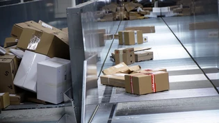 Hochbetrieb: Die Mitarbeitenden der Schweizerischen Post haben in den Tagen vor Black Friday bis nach Cyber Monday 7,5 Millionen Pakete sortiert und in der ganzen Schweiz zugestellt. 