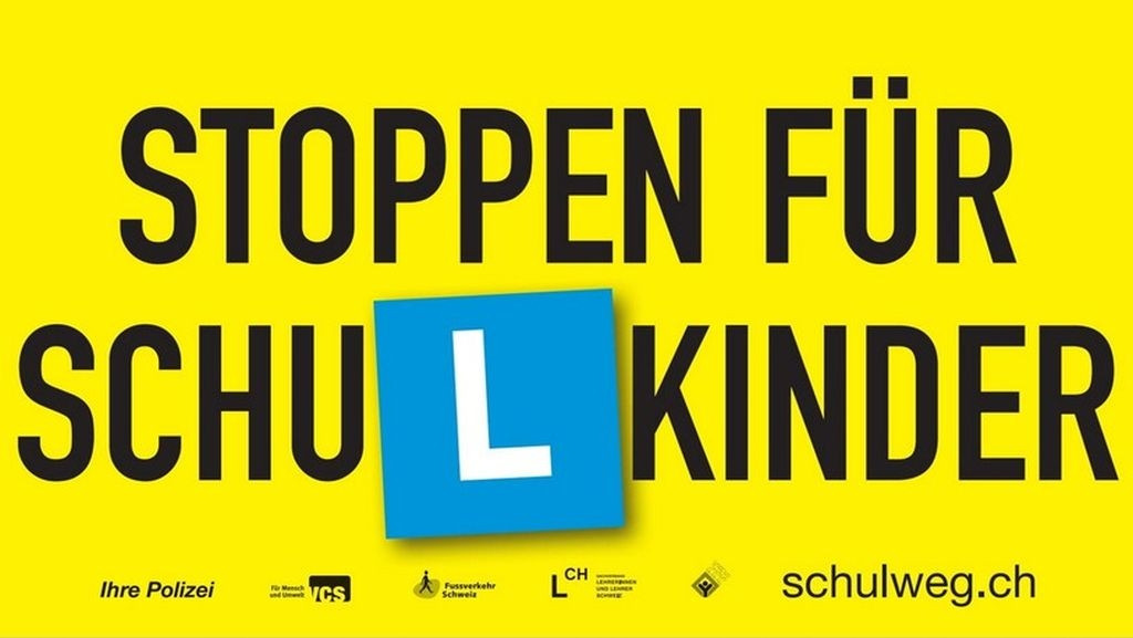  Vorsicht: Die Kampagne «Stoppen für Schulkinder» wird von der Kantonspolizei Glarus und Graubünden auch in diesem Jahr wieder unterstützt. 