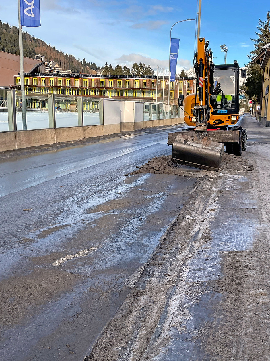 Ständig wechselnde Bedingungen bedeuten kontinuierlichen Einsatz, auch Wochen nach dem Schneefall.  