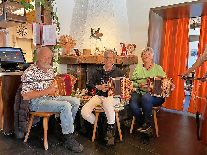 Die Örgelifründa Rinerhorn sorgten für musikalische Unterhaltung.
