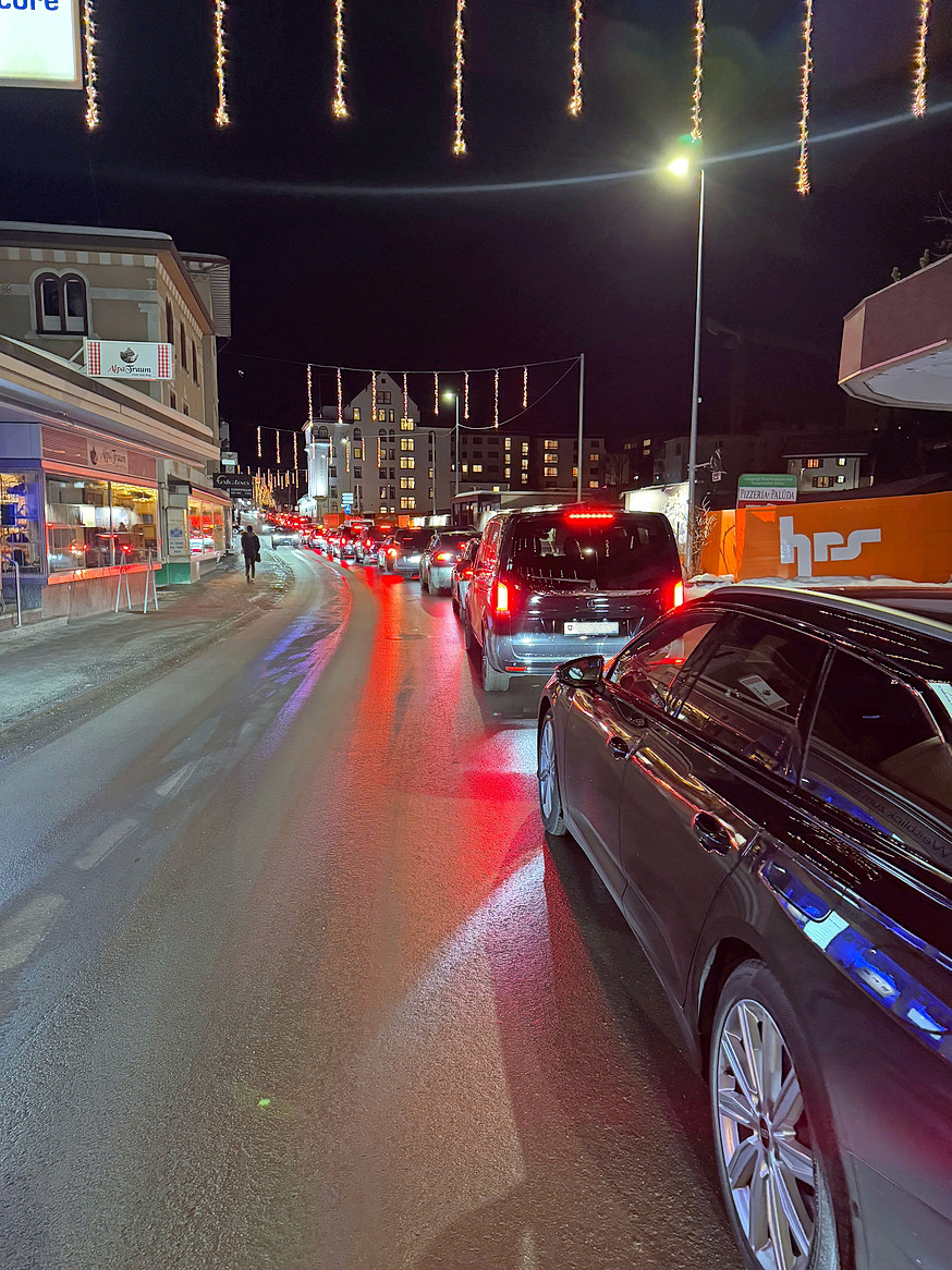 Der Verkehr nimmt neue Dimensionen an: Im 2025 wurden rund 38 000 Autos gezählt.  