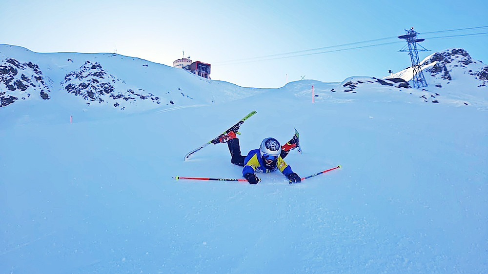 Statt Klassenzimmer hiess es für die Davoser Unter- und Mittelstufe: Skis anschnallen und gemeinsam unterwegs sein.  