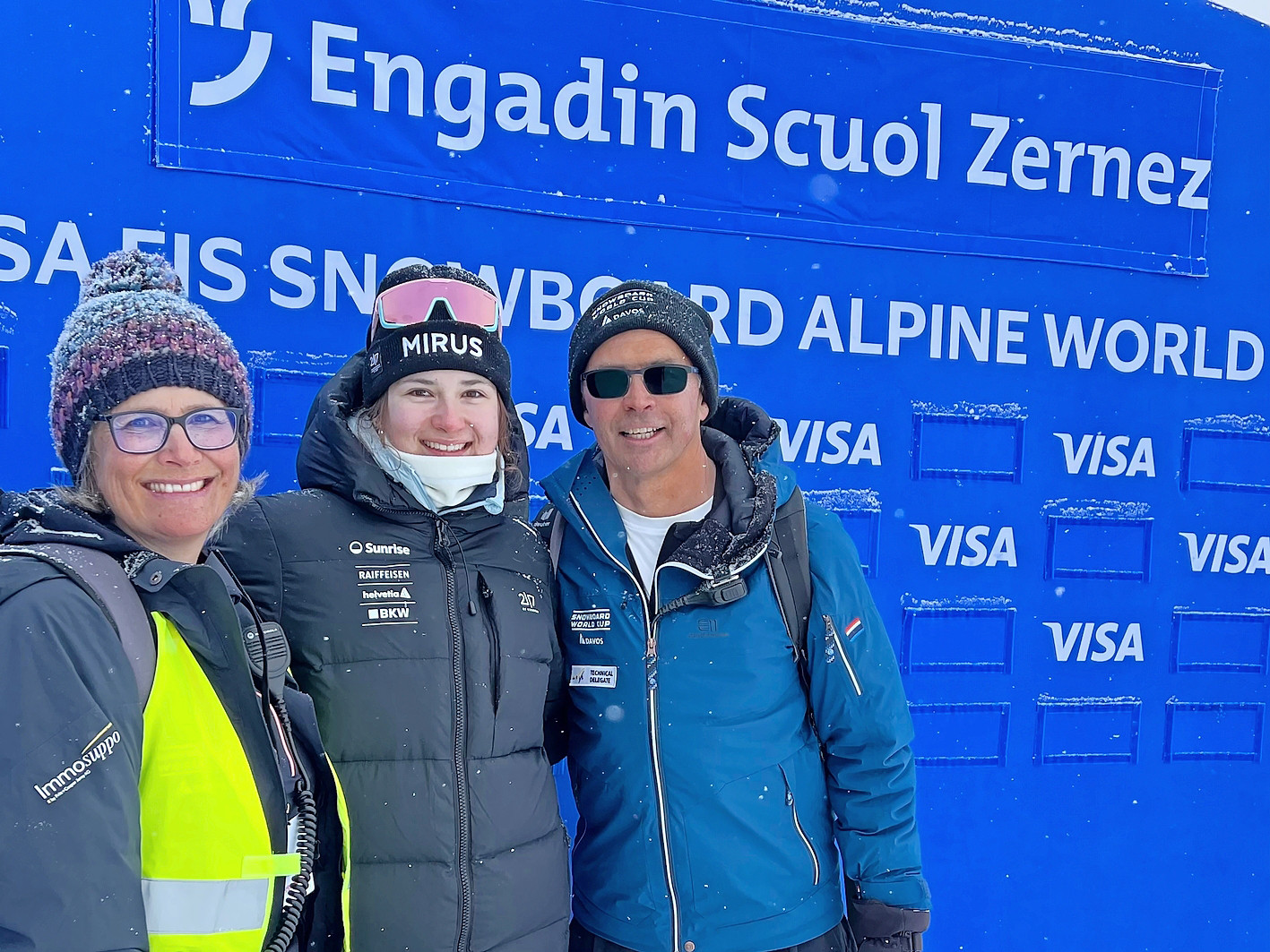 Flurina Baetschi wurde am Weltcup in Scuol von ihren Eltern angefeuert, die als Torwarte im Einsatz waren. 