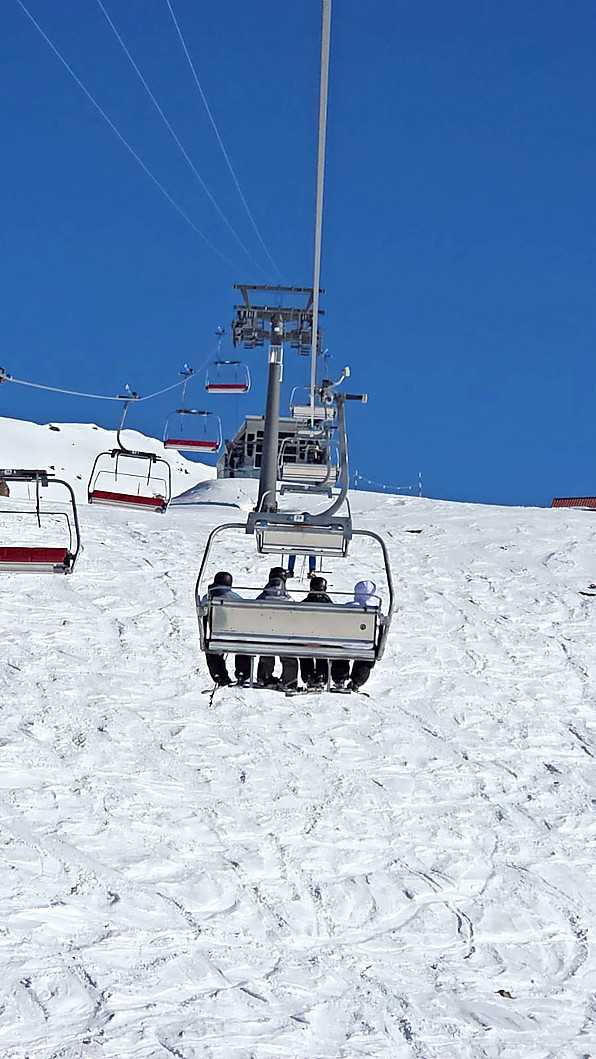Wintersport statt Klassenzimmer.