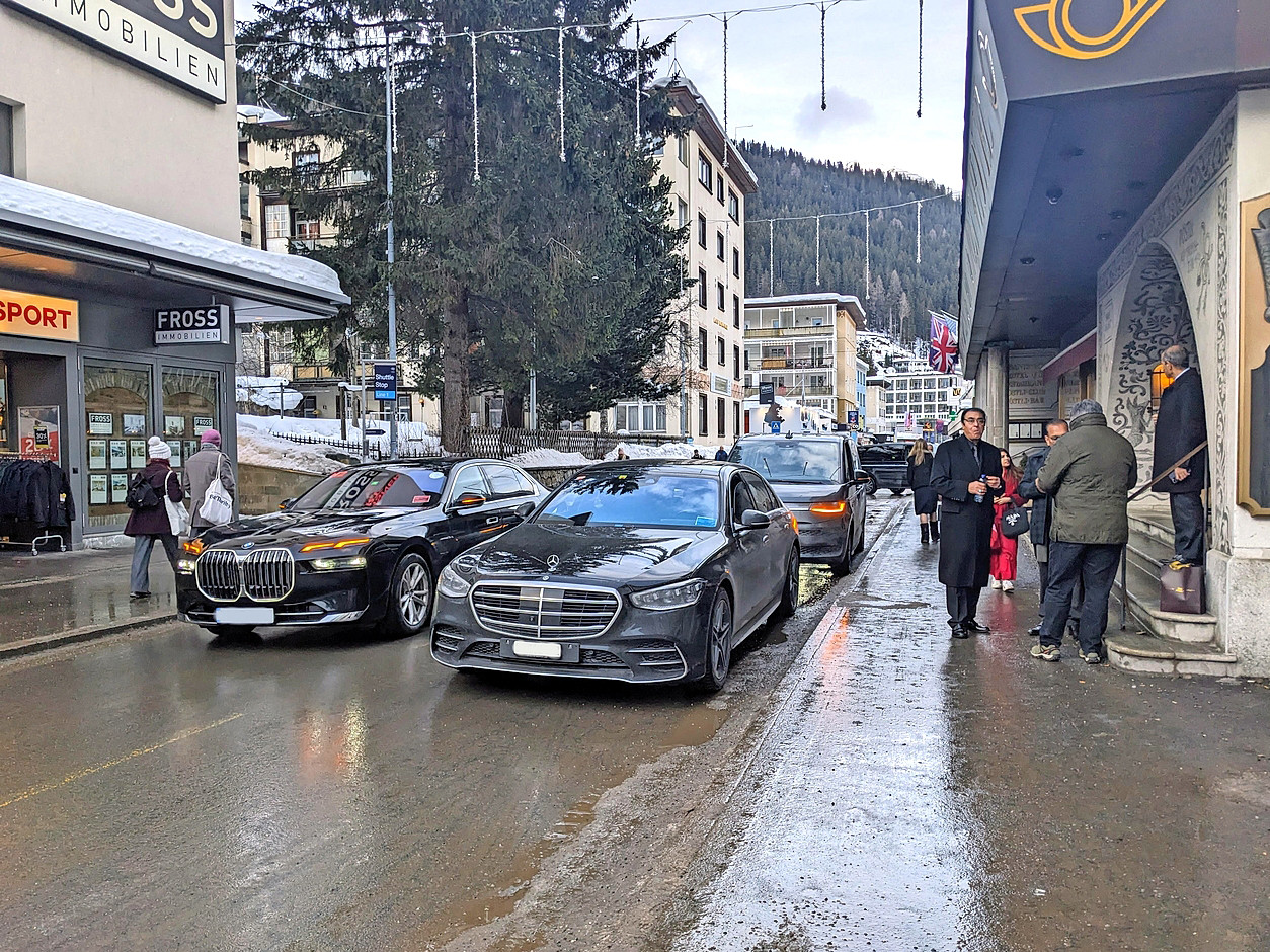 2024: Vorwiegend Limousinen prägen das Strassenbild.  